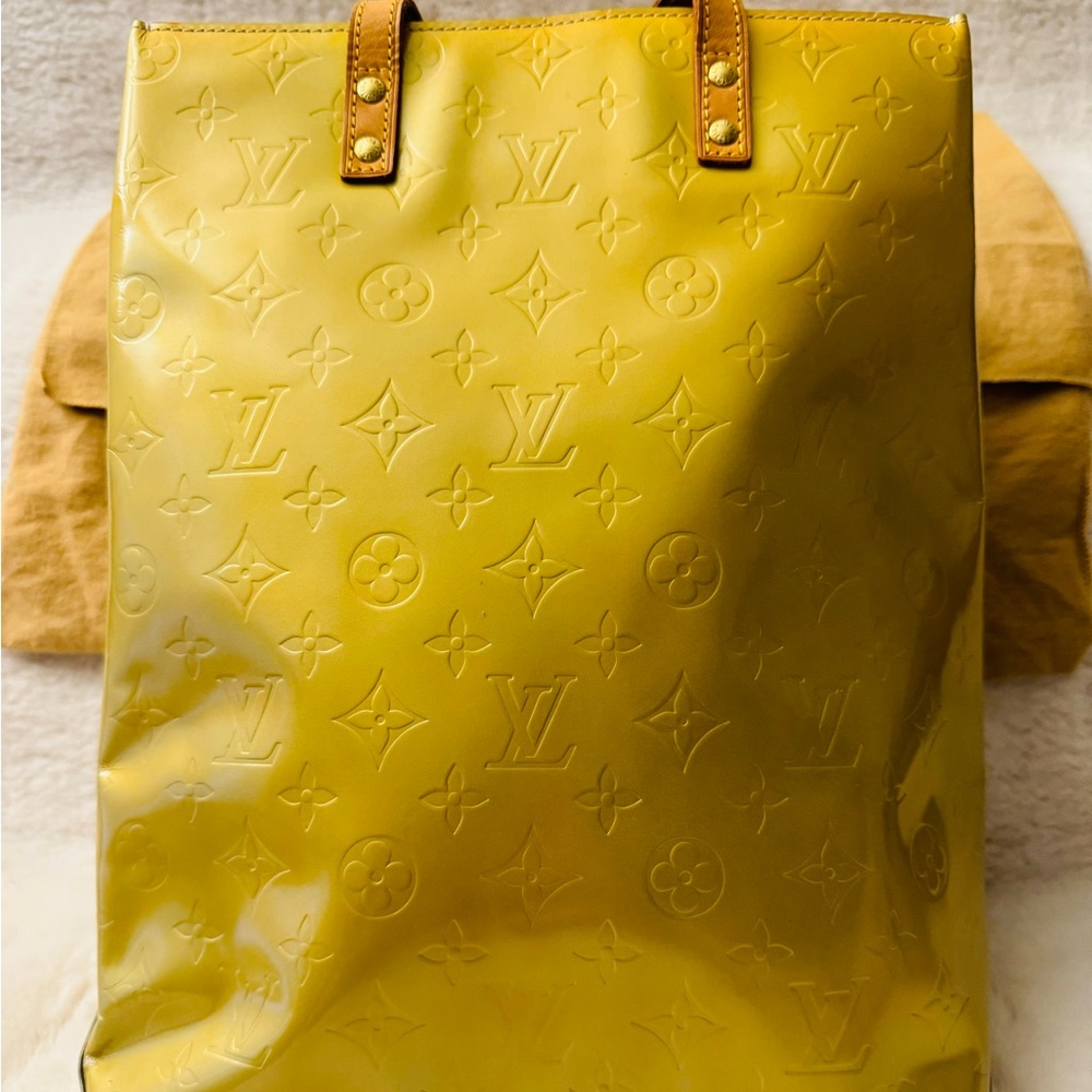 Authentic LV Patent Leather bag!